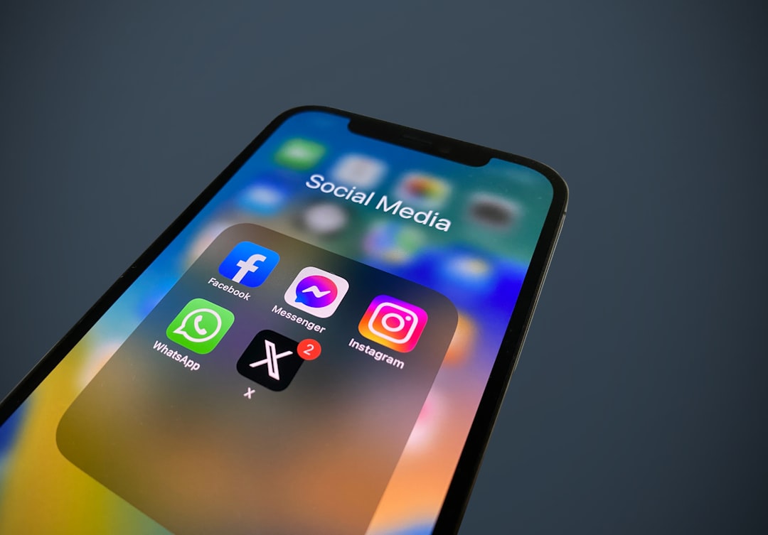 Photo Social Media Advertising Tips