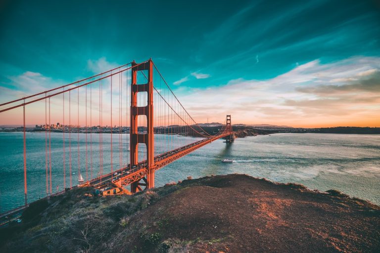 Photo Manage Large-Scale Events